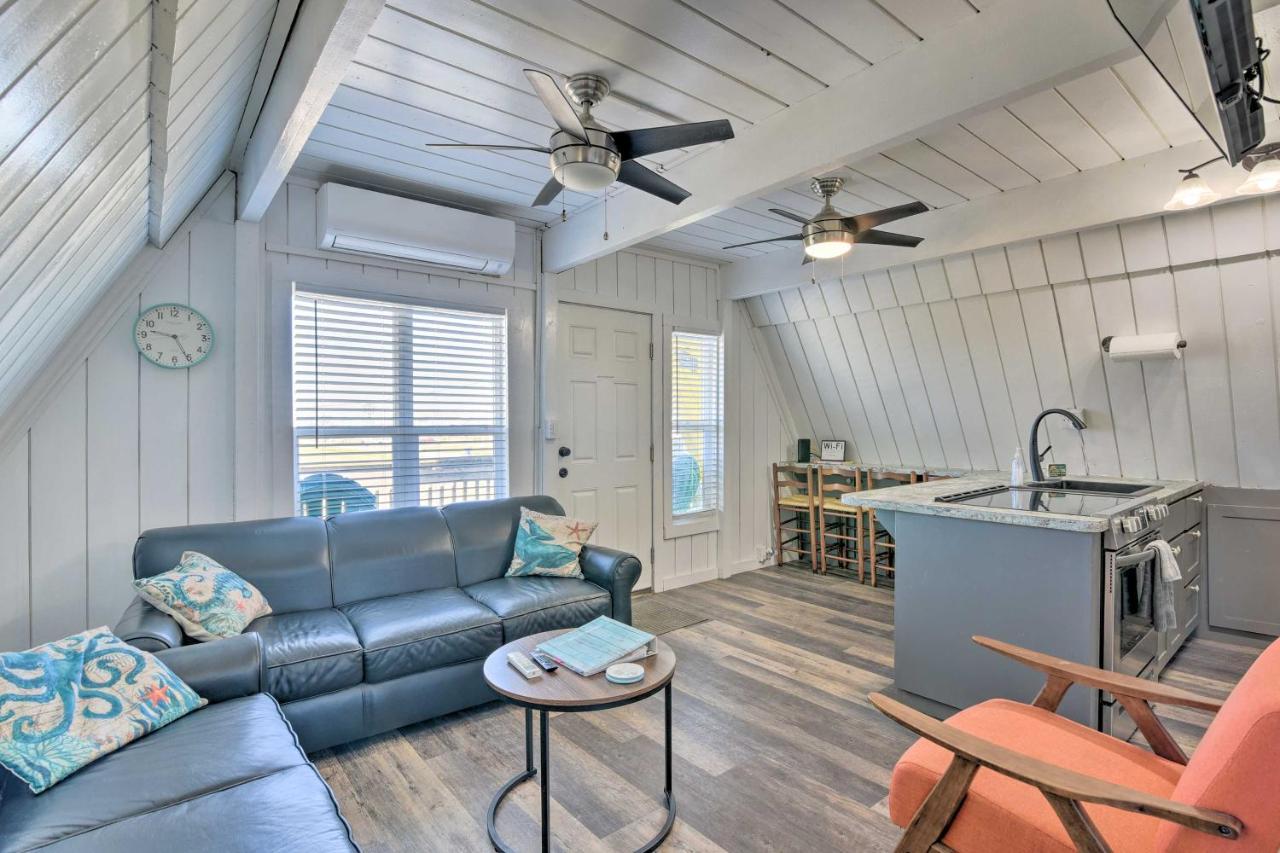 A-Frame Home With Deck - 2 Blocks To Surfside Beach! Exteriör bild